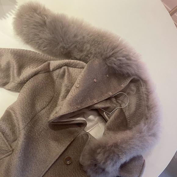 Sentaler Light Taupe Jacket Size Small - Picture 9 of 11